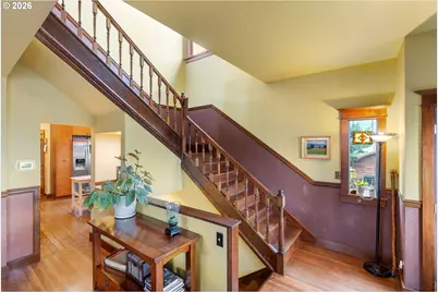 324 NE Hood St, White Salmon, WA 98672 - Photo 17