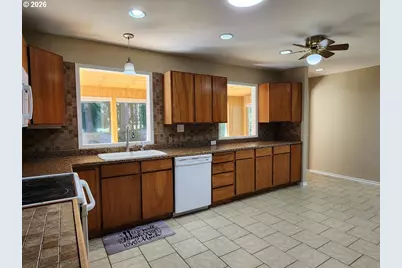 92504 Paradise Point Rd, Port Orford, OR 97465 - Photo 9