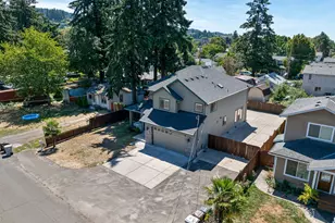 8328 SE Clatsop St, Happy Valley, OR 97086 - Photo 3