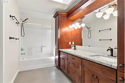 8328 SE Clatsop St, Happy Valley, OR 97086 - Photo 27