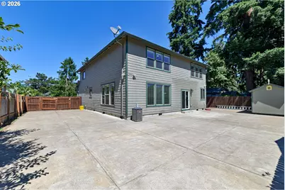 8328 SE Clatsop St, Happy Valley, OR 97086 - Photo 43