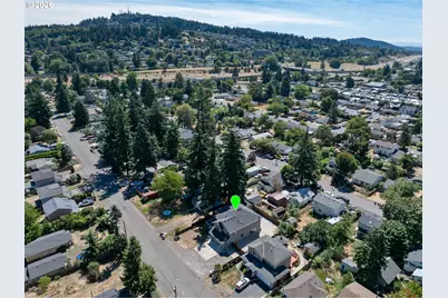 8328 SE Clatsop St, Happy Valley, OR 97086 - Photo 47