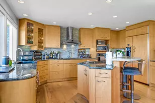 89610 Sea Breeze Dr, Warrenton, OR 97146 - Photo 11