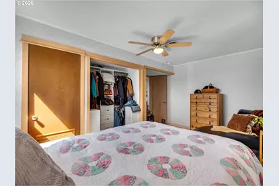 89610 Sea Breeze Dr, Warrenton, OR 97146 - Photo 31