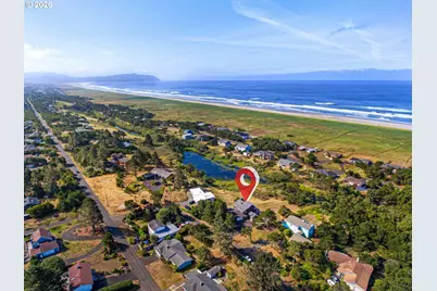 89610 Sea Breeze Dr, Warrenton, OR 97146 - Photo 43