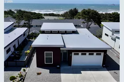 30408 Sawyer Way, Gold Beach, OR 97444 - Photo 1