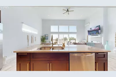 30408 Sawyer Way, Gold Beach, OR 97444 - Photo 13