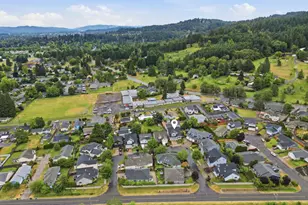 2361 Rollie Loop, Eugene, OR 97405 - Photo 43