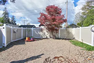 1115 NE Hembree St, McMinnville, OR 97128 - Photo 39