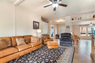 54508 Coombs Loop, La Grande, OR 97850 - Photo 9