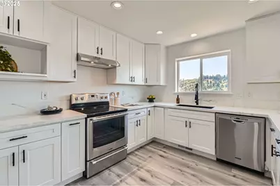 743 SE Forest Glen Rd, Estacada, OR 97023 - Photo 9