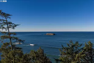 218 Sea Crest Pl, Otter Rock, OR 97369 - Photo 3