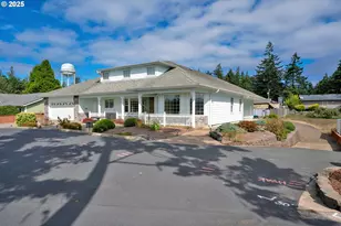 2155 9th St, Florence, OR 97439 - Photo 3