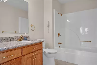 2155 9th St, Florence, OR 97439 - Photo 35