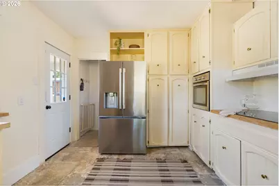 5936 N Burrage Ave, Portland, OR 97217 - Photo 17