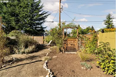 5936 N Burrage Ave, Portland, OR 97217 - Photo 41