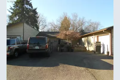 1833 NE Barberry Dr, Hillsboro, OR 97124 - Photo 1