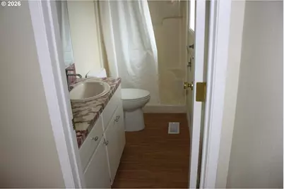 1833 NE Barberry Dr, Hillsboro, OR 97124 - Photo 17