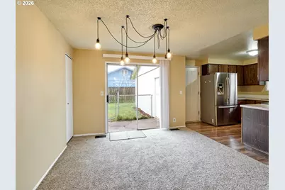 1106 Royalty Dr NE, Salem, OR 97301 - Photo 9