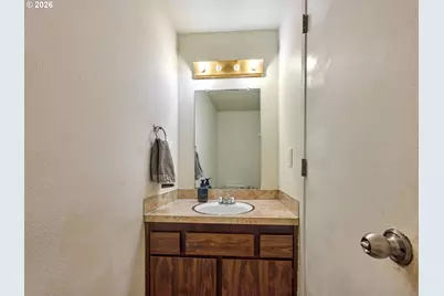 1106 Royalty Dr NE, Salem, OR 97301 - Photo 25