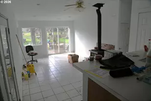 3409 SE 174th Ave, Portland, OR 97236 - Photo 9