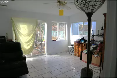 3409 SE 174th Ave, Portland, OR 97236 - Photo 7