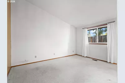 4715 SE 87th Ave, Portland, OR 97266 - Photo 19