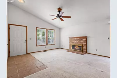4715 SE 87th Ave, Portland, OR 97266 - Photo 5