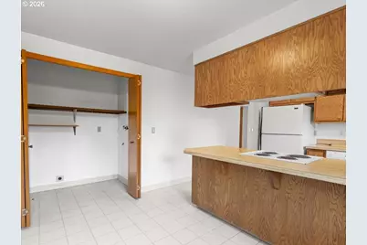 4715 SE 87th Ave, Portland, OR 97266 - Photo 13