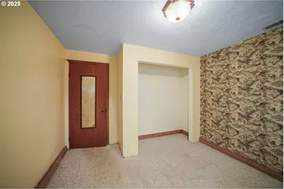 20125 McKillop Rd, Scotts Mills, OR 97375 - Photo 23