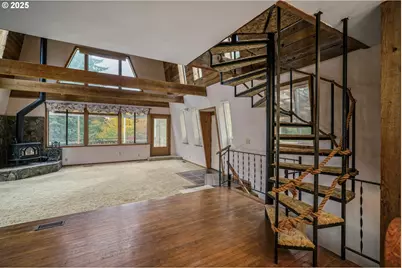 20125 McKillop Rd, Scotts Mills, OR 97375 - Photo 3