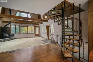 20125 McKillop Rd, Scotts Mills, OR 97375 - Photo 3