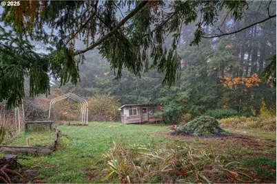 20125 McKillop Rd, Scotts Mills, OR 97375 - Photo 35
