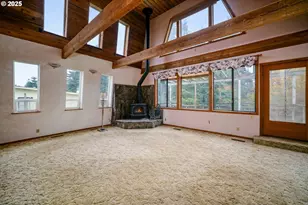 20125 McKillop Rd, Scotts Mills, OR 97375 - Photo 5