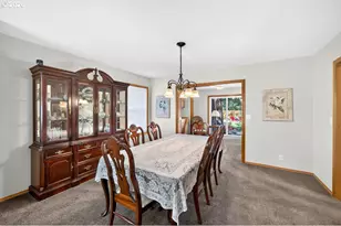 2832 NE Lorie Dr, Hillsboro, OR 97124 - Photo 15