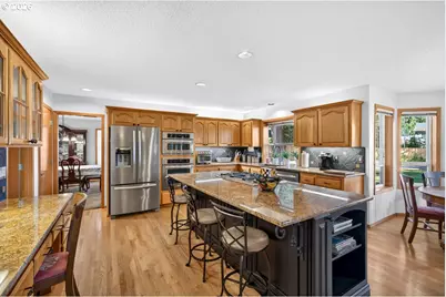 2832 NE Lorie Dr, Hillsboro, OR 97124 - Photo 5