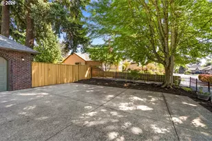 2832 NE Lorie Dr, Hillsboro, OR 97124 - Photo 43