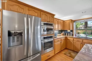 2832 NE Lorie Dr, Hillsboro, OR 97124 - Photo 7
