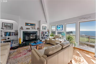 98686 Fox Dr, Brookings, OR 97415 - Photo 23