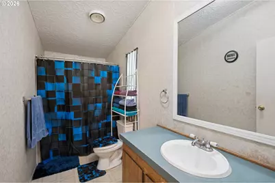 772 SW Livingston Pl, Troutdale, OR 97060 - Photo 21