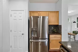 1811 SE Littlegem St, Hillsboro, OR 97123 - Photo 21