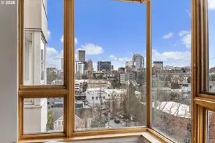1132 SW 19th Ave, Portland, OR 97205 - Photo 11