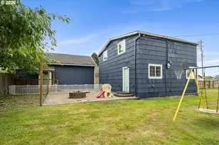 405 Evergreen Dr, Tillamook, OR 97141 - Photo 23