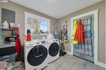 405 Evergreen Dr, Tillamook, OR 97141 - Photo 13