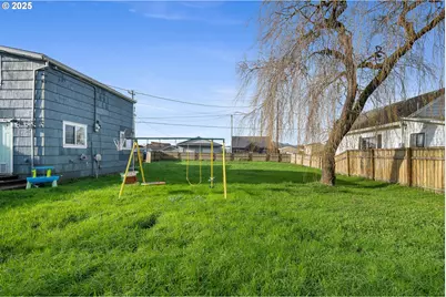 405 Evergreen Dr, Tillamook, OR 97141 - Photo 21