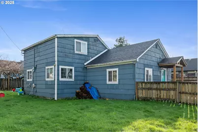 405 Evergreen Dr, Tillamook, OR 97141 - Photo 3