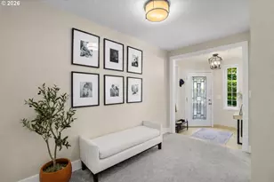 12225 SW Spring Ct, Portland, OR 97225 - Photo 5