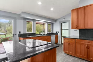 25404 NE 56th St, Vancouver, WA 98682 - Photo 11