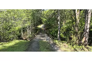 464 Homestead Dr, Myrtle Creek, OR 97457 - Photo 13