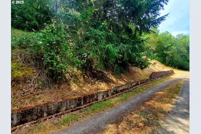 464 Homestead Dr, Myrtle Creek, OR 97457 - Photo 23